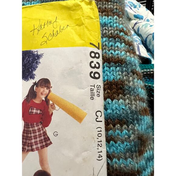 McCalls 7839 Sewing pattern girls cheerleader costume size 10 12 14 - Picture 2 of 6